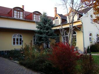 Hotel Kenguru Panzi�