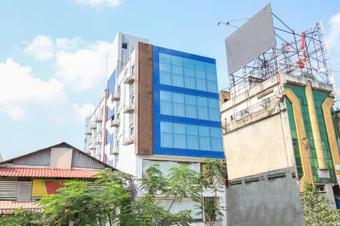 Oyo 19321 Hotel Surya Comforts