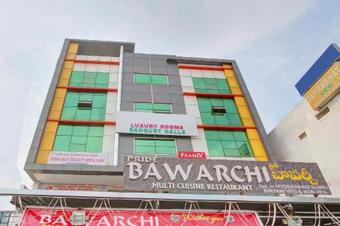 Hotel Oyo 8618 Mourya Grand