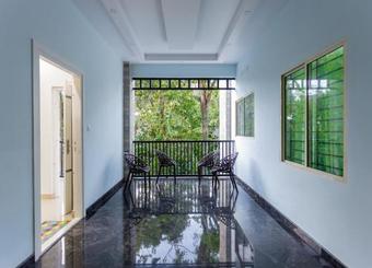 Hotel Cloves Thekkady