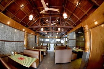 Hotel Sharada International