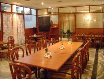 Hotel Celebrity Club & Resort