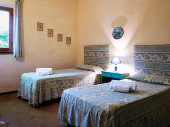 Modern Villa With Swimming Pool In Ghizzano Italy