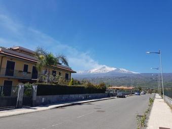 Casa Vacanza Con Terrazzo E Giardinetto