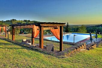 Otricoli Apartment Sleeps 4 T241790