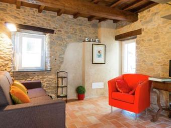 Spacious Holiday Home In Pescaglia With Terrace