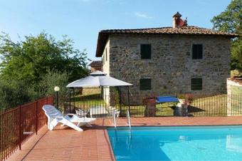 Pieve A Presciano Villa Sleeps 8 Pool