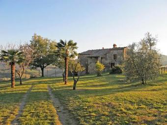 Locazione Turistica Poggio Alla Fame (pnc180)