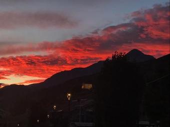 Hostal Granuit Room & Breakfast