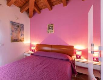 Apartamento Attico Con Vista Collinare