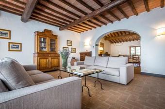 Montefiridolfi Villa Sleeps 12 Pool Wifi