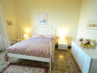 Modern Holiday Home In Montefiridolfi Italy With Pool