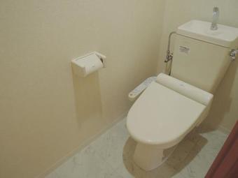 Apartamento Kenrokuen Inn