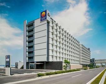 Comfort Hotel Central International Airport