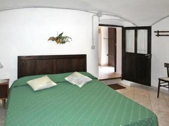 Locazione Turistica Casa Piatrola (spa101)