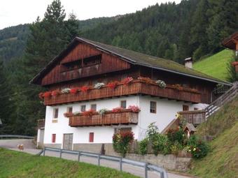 Agroturismo Oberhof Weitental