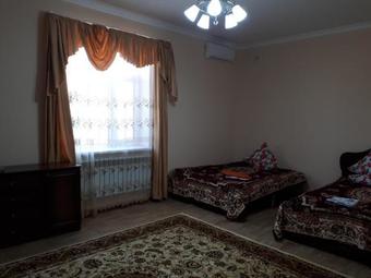 Apartments On Plyazhnaya, 2