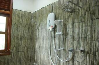 Hotel Heritage Eco Resort Kelaniya