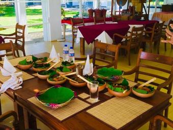 Hotel Lavendish Wild Safari