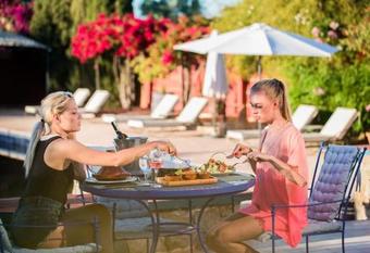 Hostal Le Chant Des Oliviers