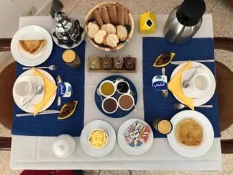 Hostal Logis La Marine