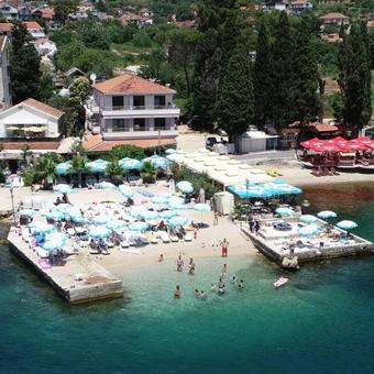 Hostal Guesthouse Jedinica Damjanovic