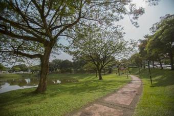 Apartamento Putra Harmoni Putrajaya (tiny Suite, 3 AC Bedrooms, 1 Bath, Wifi, Ground Floor) By Mrk