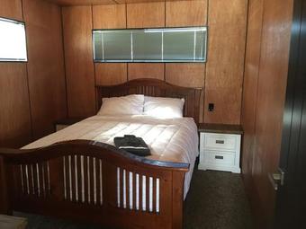 47 Hooper Ave, Pukekohe, Sleeps 13