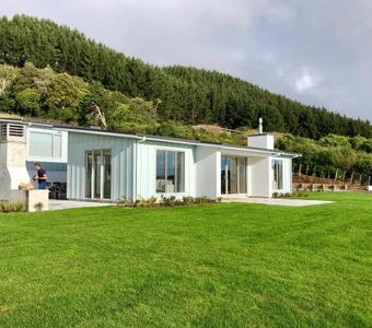 Aston Road Villa Bed & Breakfast