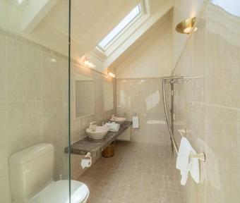 Spencer Lodge Lake Tarawera