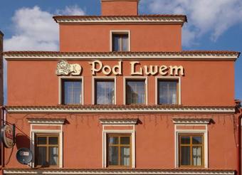 Hostal Apartamenty Pod Lwem