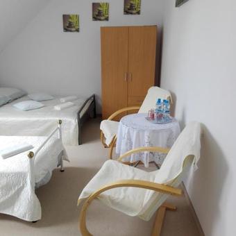 Hotel Biesiadny Dworek