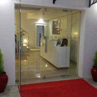 Hostal Silver Seahorse Garden Retreat