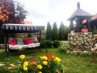 Apartamentos Ethno Homestay Savi?