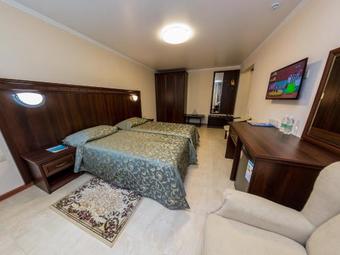 Hotel Sanatoriy Parus