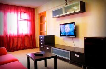 Dobrye Sutki Apartment On Mukhacheva 133