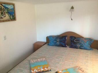 Hostal Guest House Nadezhda