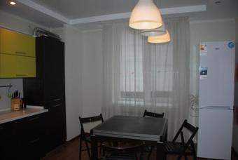 Apartment Svoi On Oranzhereynaya