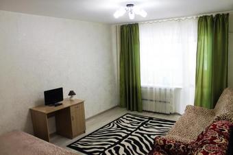 Apartament On Vladimira Nevskogo 81a