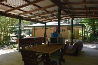 Bed & Breakfast Beechs' Brook Rainforest Retreat