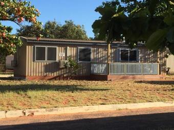 Onslow Sun Chalets And Motels