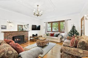 Torquay Retreats - Bristol Road