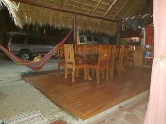 Hostal Mauras Tropical Mini Hostel