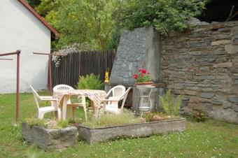 Holiday Home In Vlast?jovice 30512