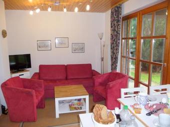 Apartamento "wohnung Nowak" - Reihenhauswohnung In Brenkenhagen, Hunde Erlaubt - [#3153]