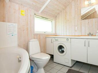 Four-bedroom Holiday Home In R�nde 1