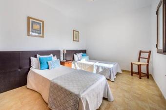 Villa Aig�es Blanques