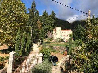 Hostal Chateau De La Rode