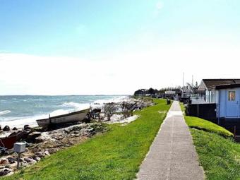 Two-bedroom Holiday Home In Otterup 8