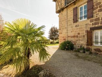 Cozy Holiday Home In Brignac-la-plaine With Private Garden